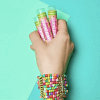 Crazy Rumors balzam na pery Leaping Bunny Plum Apricot, 4,2 g